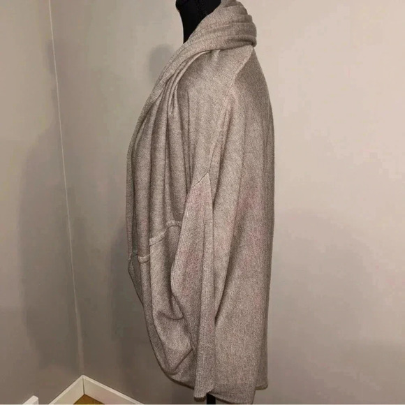 DKNY  Cardigan - Picture 2 of 5